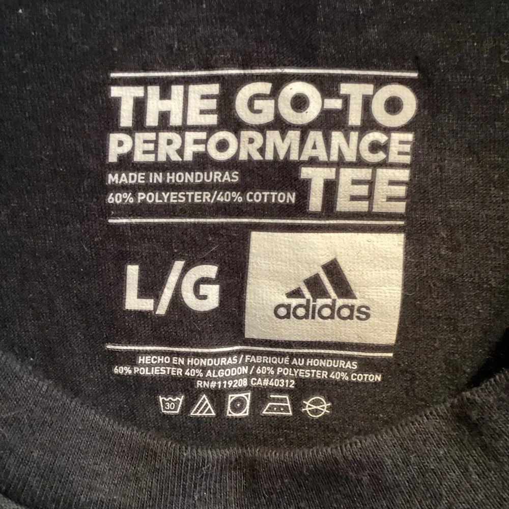 Adidas The Go-To Performance Graphic Logo Tee SB406 Men's Size Large
